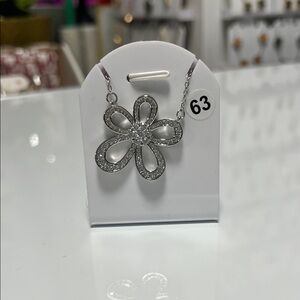 Silver Flower Pendant Necklace